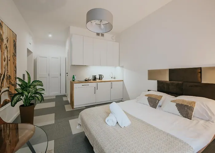 Stare Kasyno 3* Wrocław